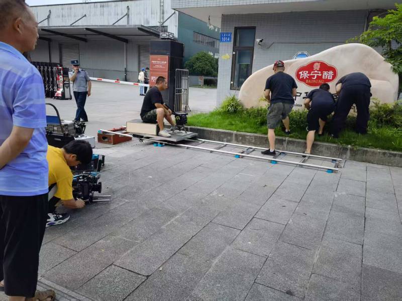 聂荣县广告片拍摄公司核心优势：全流程服务，让品牌广告片省心更出彩